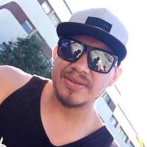 Meet your Posher, Martin